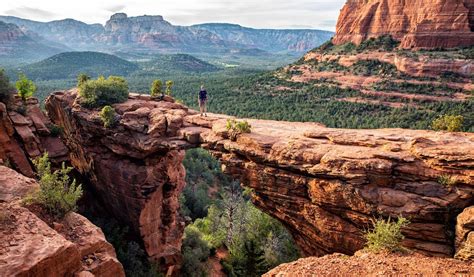 How to Hike to Devils Bridge in Sedona – Earth Trekkers