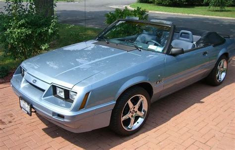 Light Regatta Blue 1986 Ford Mustang Convertible - MustangAttitude.com ...