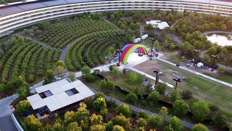 Apple Park Campus Shown Off in New Drone Video, Mystery Stage Included ...