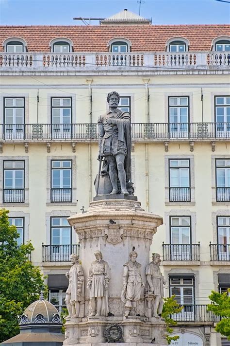 Statue of Luis De Camoes in Lisbon Editorial Stock Image - Image of leading, nunes: 256883234