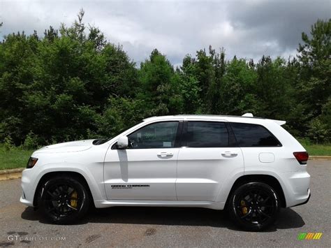 2018 Bright White Jeep Grand Cherokee Trackhawk 4x4 #127378045 | GTCarLot.com - Car Color Galleries