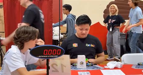 max park's record breaking 3.13 second rubik's cube solve : r/MadeMeSmile