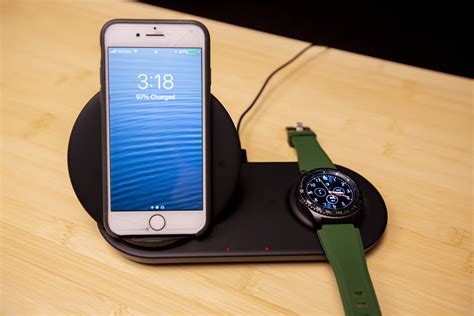 Review: 4 wireless chargers for both smartphone and watch - Computerworld