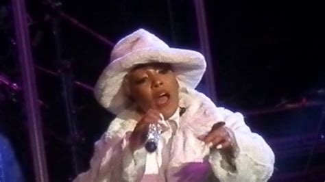 'The Fabulous' Monica – "Angel Of Mine" Clip (LIVE) - YouTube