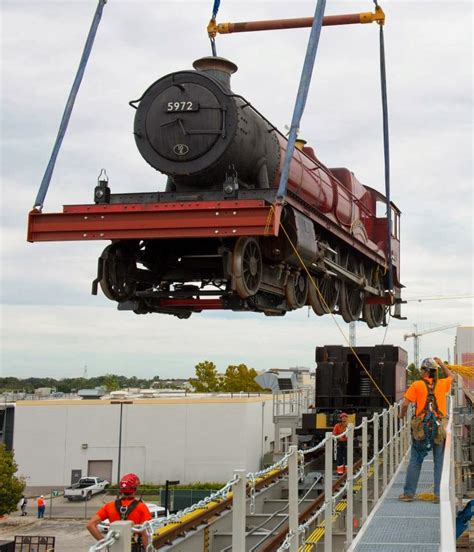 Hogwarts Express Train reaches Construction Milestone for Diagon Alley ...