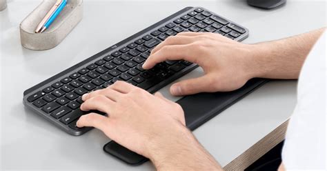 Logitech MX Palm Rest - Keyboard Wrist Rest & Support