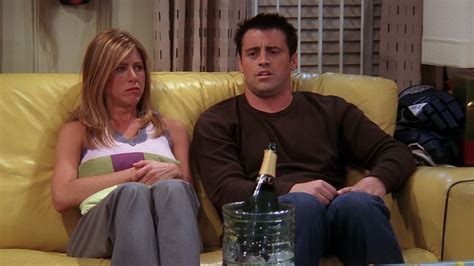 Friends: 23 Crazy Revelations About Joey And Rachel's Relationship