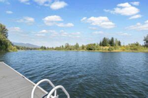 These Affordable Lakeside Vacation Homes In Sandpoint Will Make Your Northern Idaho Experience ...