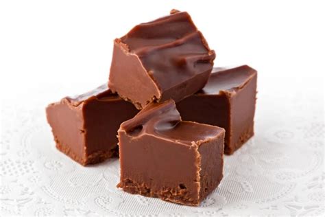 Hershey's rich cocoa fudge recipe from the '70s & '80s - Click Americana