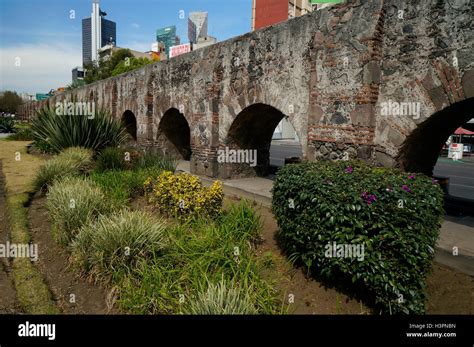 The Chapultepec Aqueduct built by the Aztecs during the Tenochtitlan ...