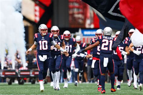 Looks like the Patriots are making a heavily-requested uniform change for Monday night