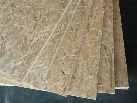 Melamine Covered OSB Chipboard Sheets , Good Nailing Strength OSB Board 4x8