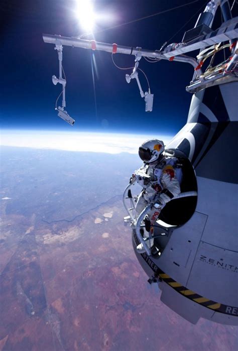 Felix Baumgartner makes supersonic leap from 24 miles up | Human World | EarthSky