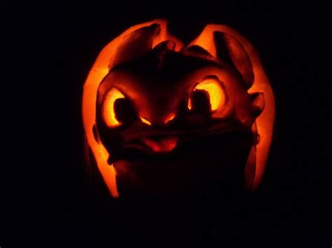 Toothless | Pumpkin carving, Halloween pumpkin designs, Pumpkin carving ...