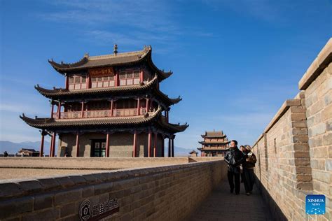 Ancient Silk Road in Gansu section attracts tourists-Xinhua