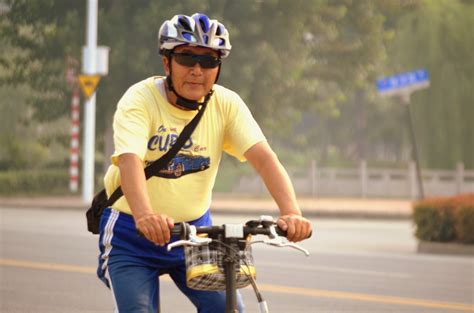 Bicyclist Free Stock Photo - Public Domain Pictures