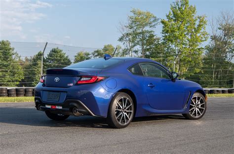 First Drive: 2022 Toyota GR 86 - The Detroit Bureau