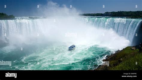 Horseshoe Falls at Niagara Falls, Canada Stock Photo - Alamy