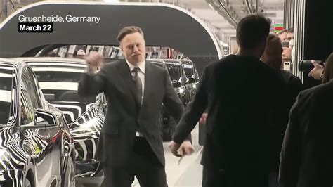 Watch Elon Musk Dances Again at Tesla Factory Opening - Bloomberg