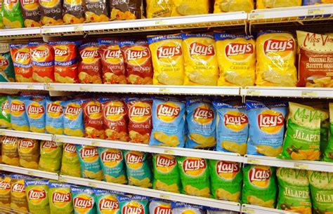 Lay’s introduces 5 new flavors of chips | Rewind 94.3