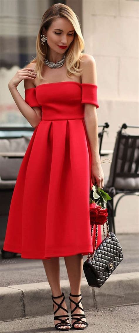 1001+ Idées pour une tenue chic + des looks pour les diverses occasions | Petite robe rouge ...