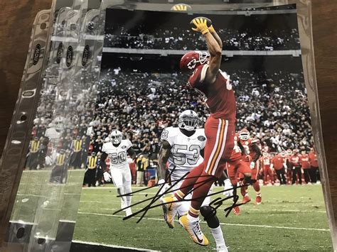 TRAVIS KELCE Hand Signed Autographed 8x10 Photo Kansas City Chiefs ...