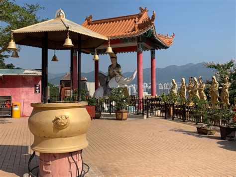 Ten thousand Buddhas Monastery, Hong Kong - My travel boots