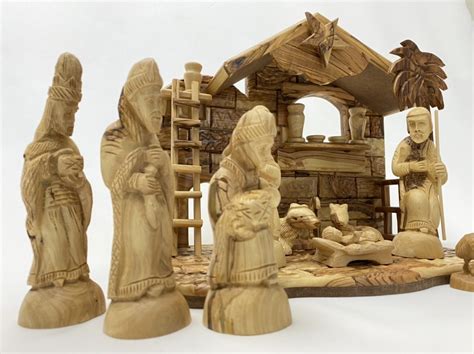 Nativity Set With The Star Of Bethlehem - Bethlehem Wood Carving