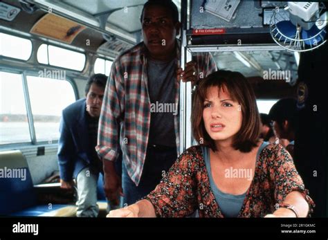 SANDRA BULLOCK in SPEED 1994 director JAN De BONT writer Graham Yost costume design Ellen ...