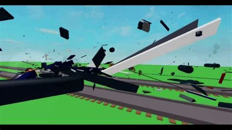 Roblox Train Crashes at a Train Station - YouTube