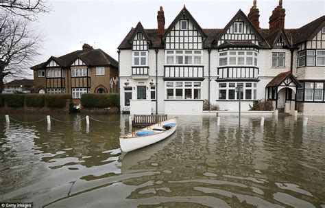 UK weather: Shocking aerial images show wide-scale flooding of Thames ...