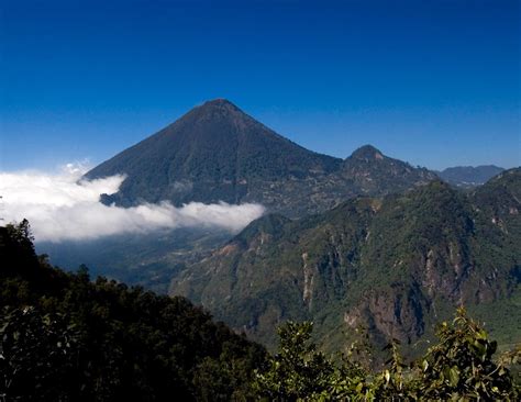 Guatemala Tours: Hiking Santa Maria Volcano