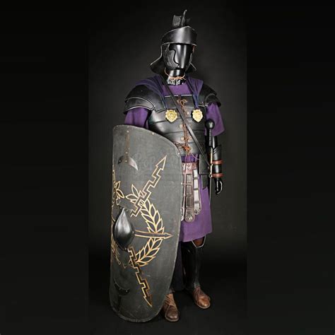 Praetorian Guard Costume and Shield | GLADIATOR (2000)