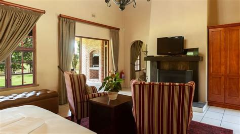 Midlands Meander Accommodation | Whispering Waters | Midlands ...