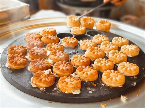 10 Korean Traditional Snacks You Have To Try When You Visit Seoul