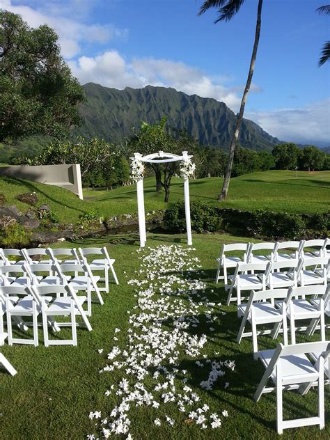 Koolau Golf Course- love the mountains in the background