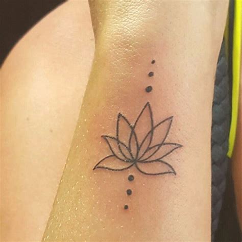 Share more than 138 small lotus flower temporary tattoo latest - tnbvietnam.edu.vn