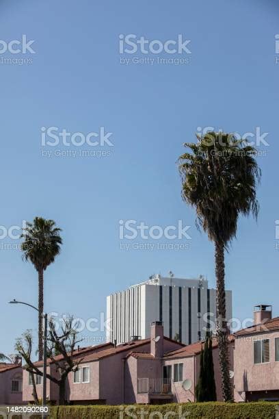 Downtown Compton California Skyline Stock Photo - Download Image Now ...