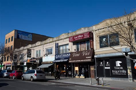 Midwood Feels Gust of Change - WSJ