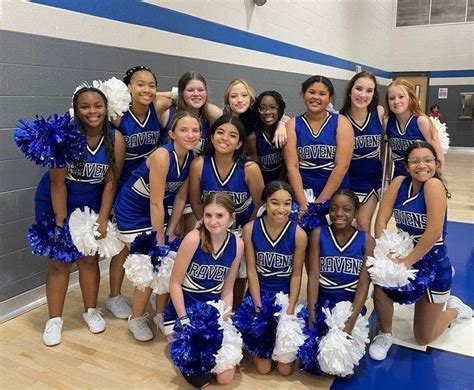 2022-2023 – Basketball Cheerleading – Rockvale Middle School