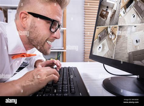 Cctv Screen Stock Photos & Cctv Screen Stock Images - Alamy