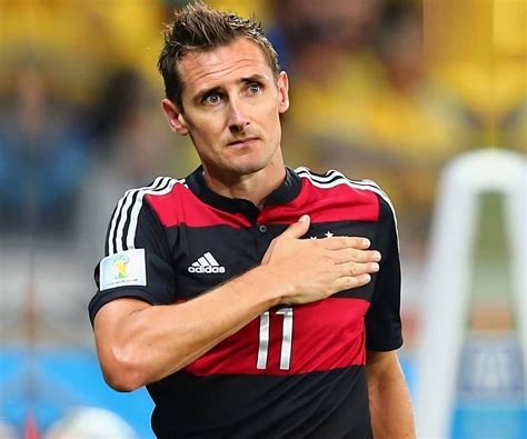 Miroslav Klose Biography - Childhood, Life Achievements & Timeline