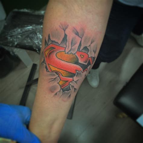 45 Memorable Superman Tattoo Ideas [2024 Inspiration Guide]