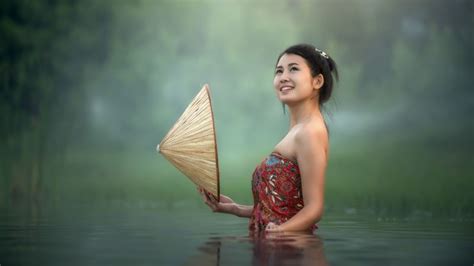 Asian Girl Wallpaper 4K, 5K, Teen, Lake, Pond, Bath time