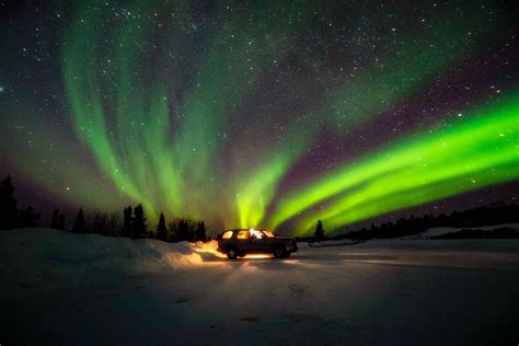 Northern Lights in Fairbanks, Alaska [OC] [2560 x 1709] : r/SkyPorn