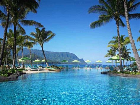 Hawaii's Best Hotel Pools - Photos - Condé Nast Traveler