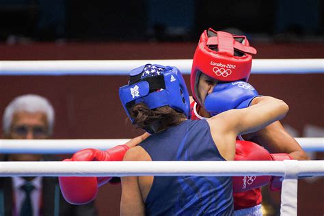 Pasadena's Esparza reaches Olympic boxing semis