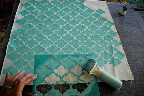 How to stencil/paint fabric. | Stencil diy, Crafty diy, Martha stewart ...