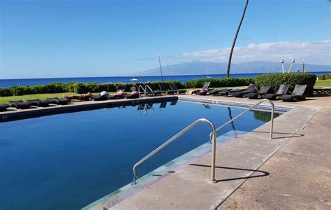 Royal Lahaina Resort (Maui, HI): What to Know BEFORE You Bring Your Family