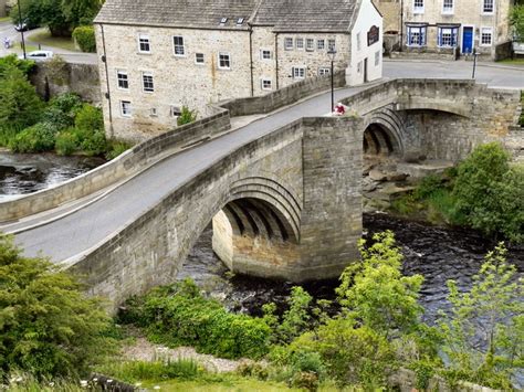 Barnard Castle Bridge © David Dixon cc-by-sa/2.0 :: Geograph Britain and Ireland